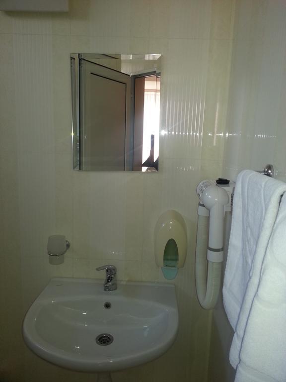 Family Hotel Yola เชเปลาเร ห้อง รูปภาพ