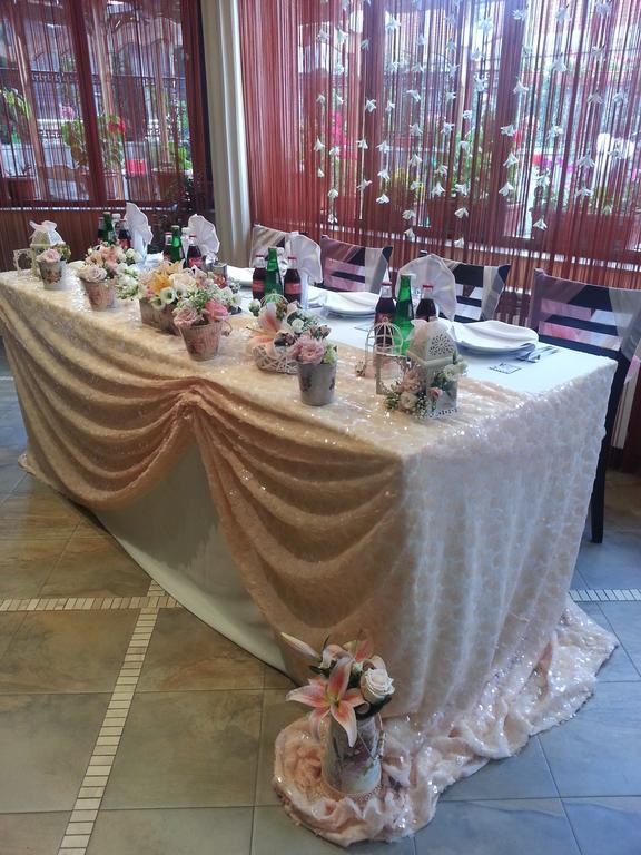 Family Hotel Yola เชเปลาเร ภายนอก รูปภาพ