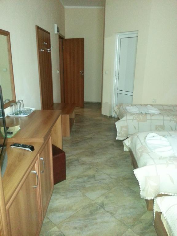 Family Hotel Yola เชเปลาเร ห้อง รูปภาพ